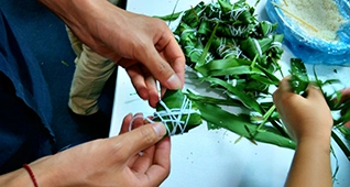 端午节包粽子活动
